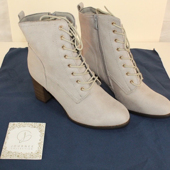 Journee Collection Shoes - Women's Stacked Heel Lace-iup Boots Size 11